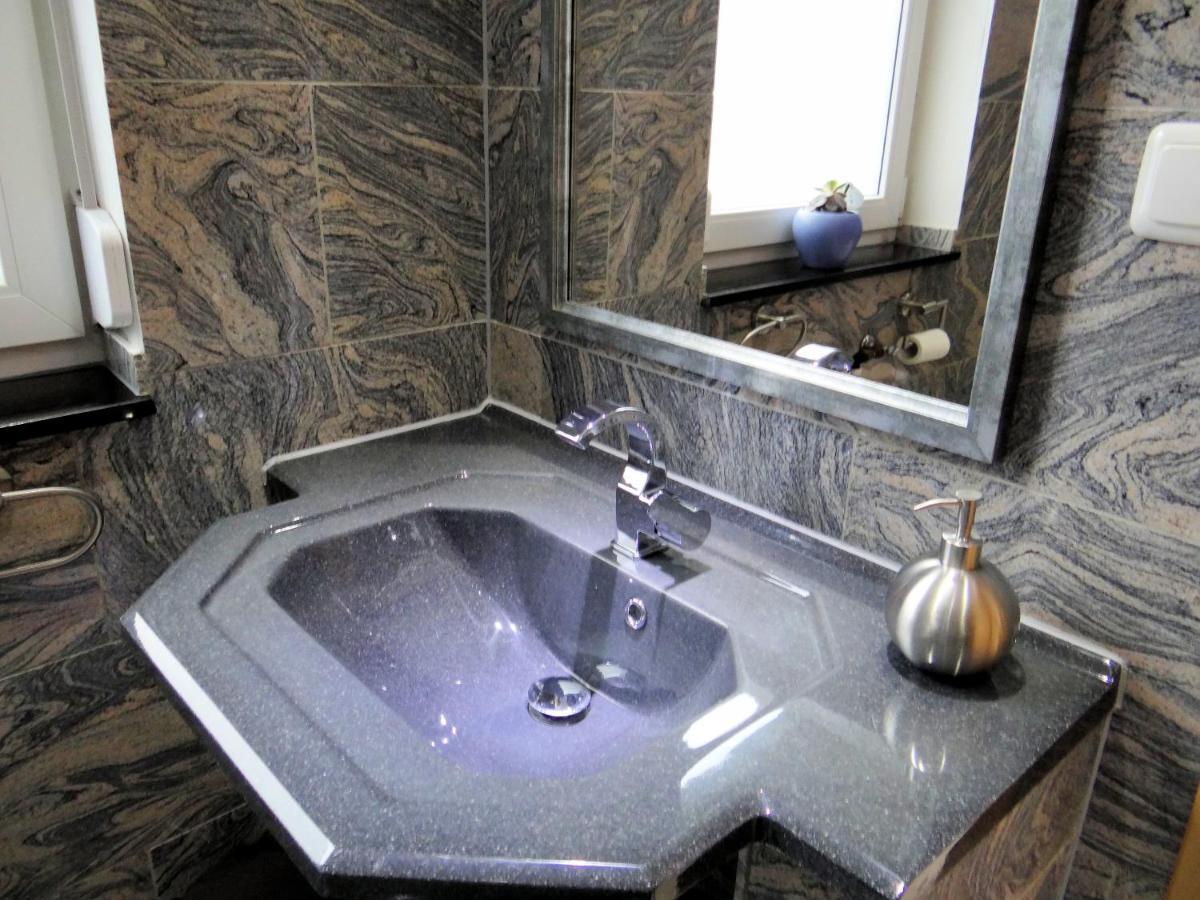 Travelers Home Hasloch  Esterno foto