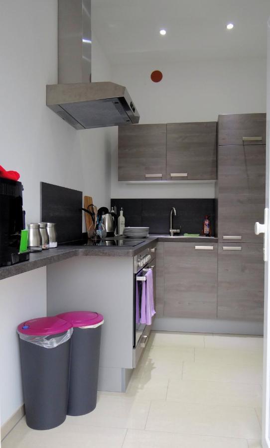 Travelers Home Hasloch  Esterno foto