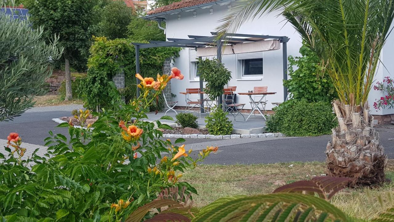 Travelers Home Hasloch  Esterno foto