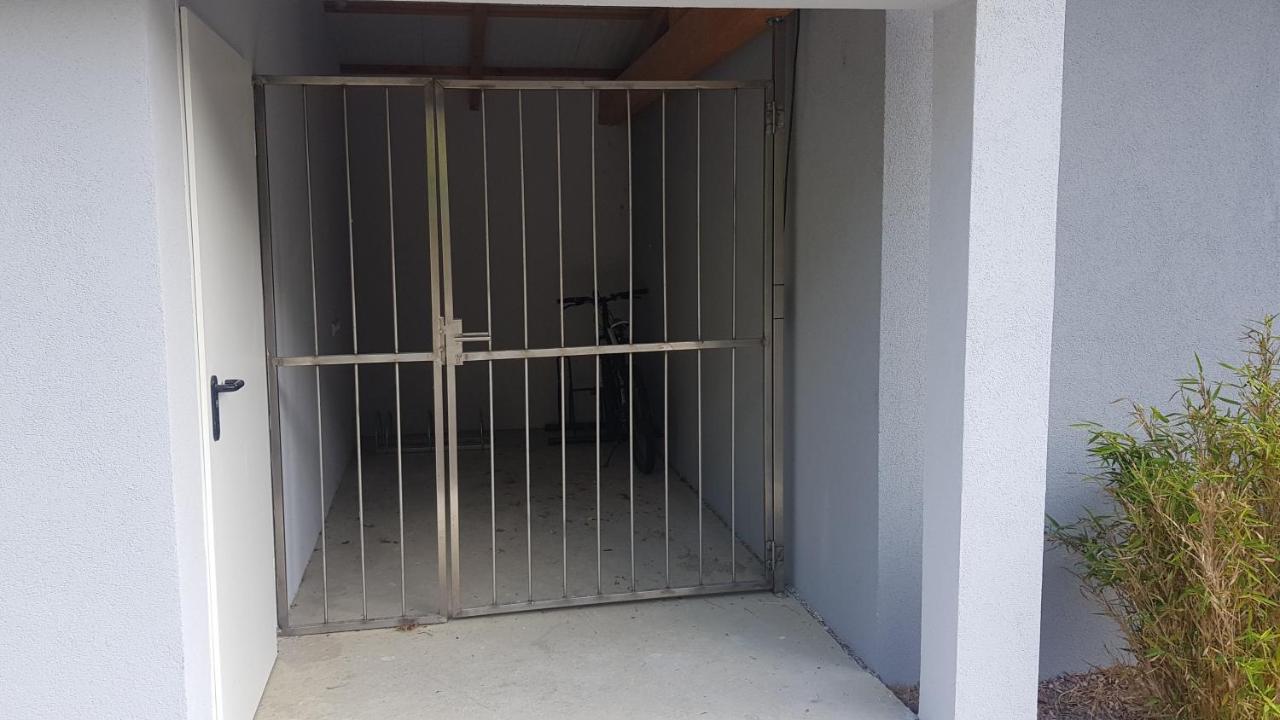Travelers Home Hasloch  Esterno foto