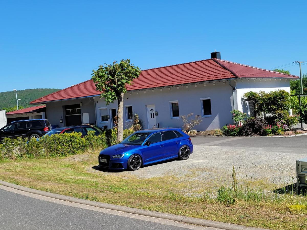 Travelers Home Hasloch  Esterno foto